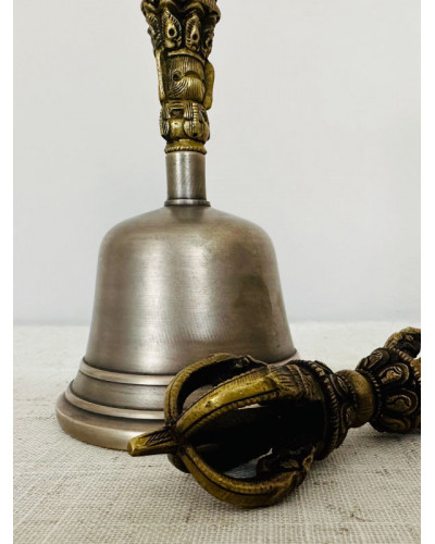 Cloche tibétaine en bronze