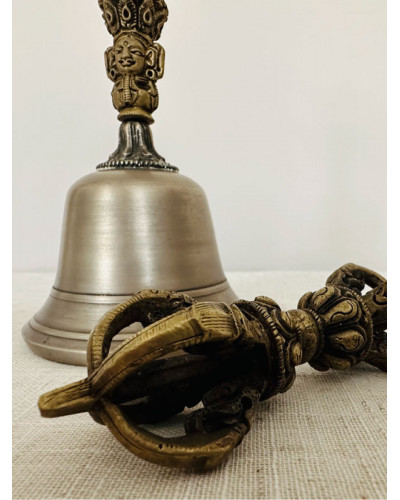 Cloche tibétaine en bronze